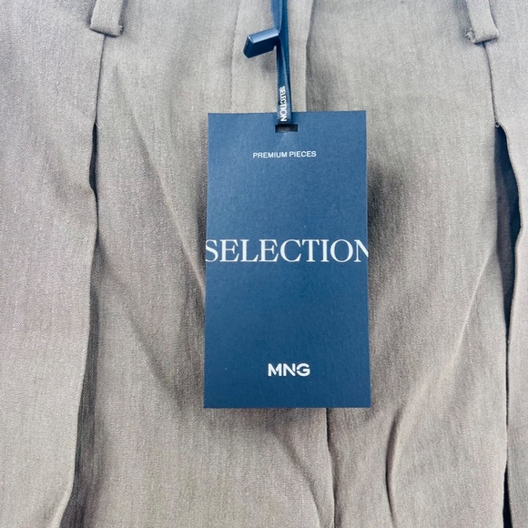 MANGO SELECTION SEAMLESS  SUIT PANTS KHAKI NEW USA 2 - Picture 4 of 12